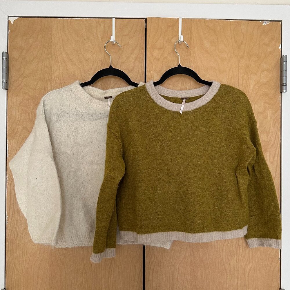 BUNDLE! - Free People Alpaca Sweaters - Green and Cream - Women's XSmall
